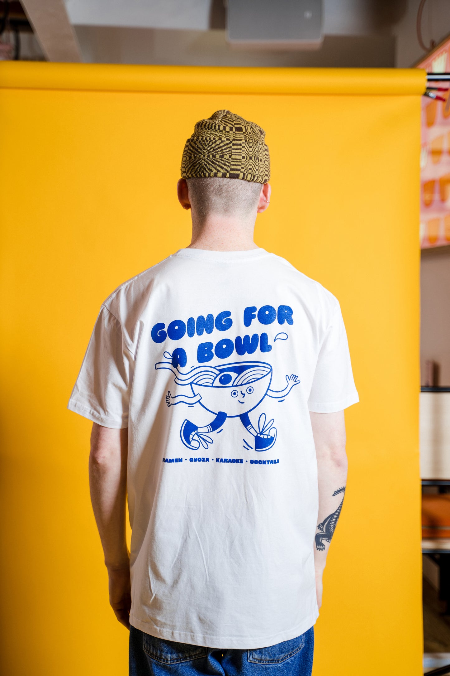 GOING FOR A BOWL | T-SHIRT